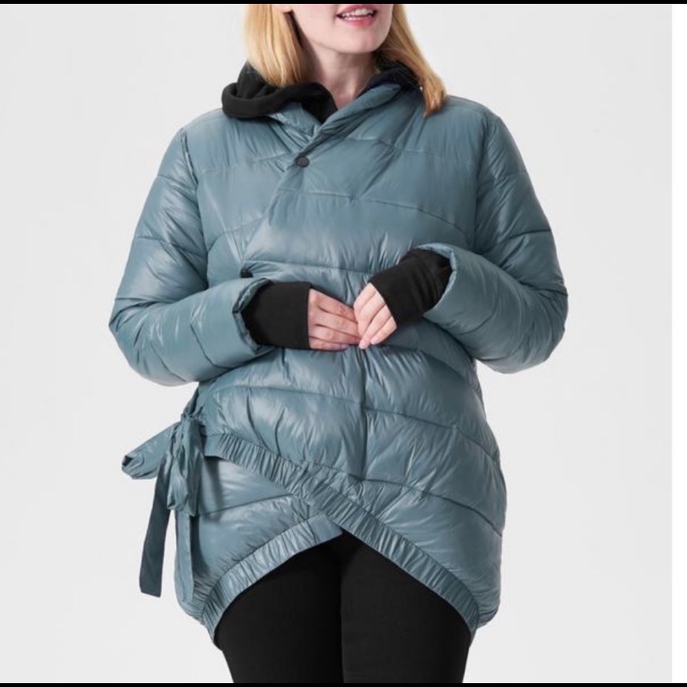 Universals Standard Kandra Coat Size 2XL (30-32)